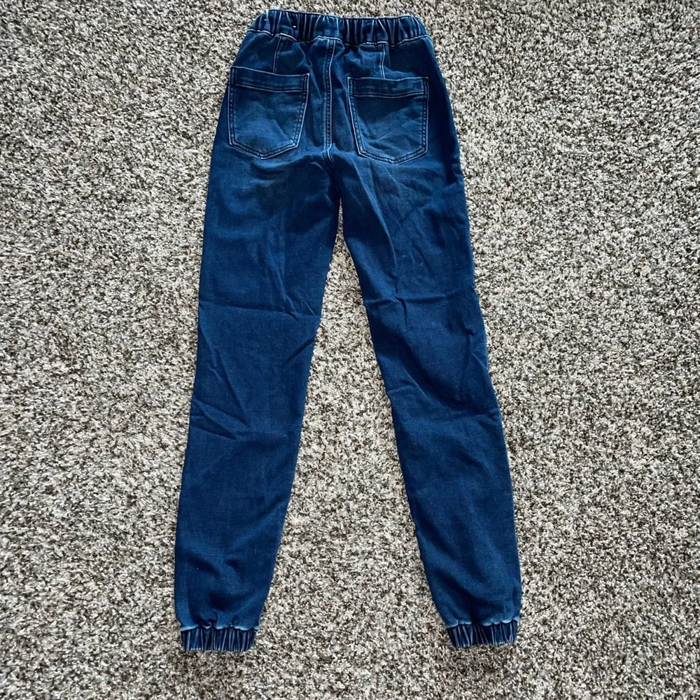 Jeans - Picture 2 of 2